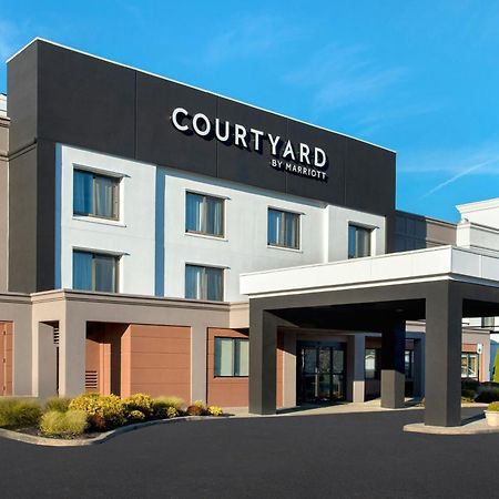 Courtyard Newburgh Stewart Airport Hotell Exteriör bild